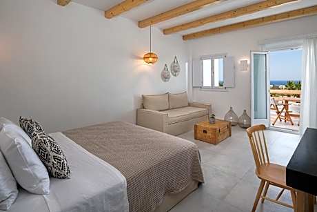 Suite with Sea View and Jetted Hot Tub