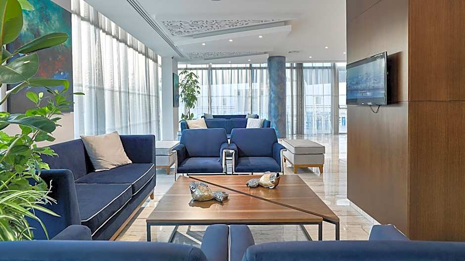 Gaia Sun N Blue Hotel