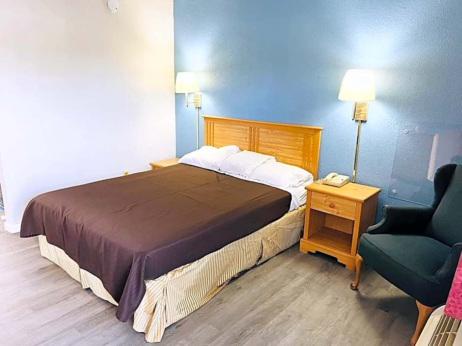 Super 8 by Wyndham Fort Scott