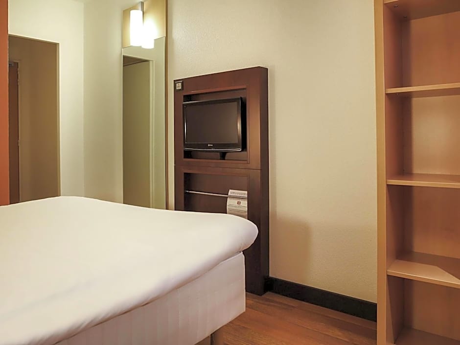 ibis Bourg Jasseron/Teyssonge