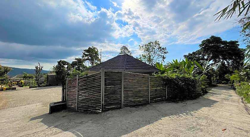 Villa Bambu Rinjani & Restaurant