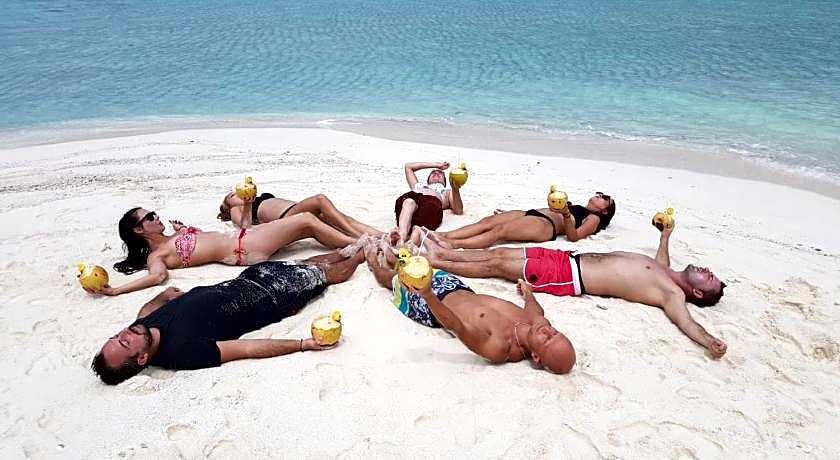 Batuta Maldives Surf View Guesthouse