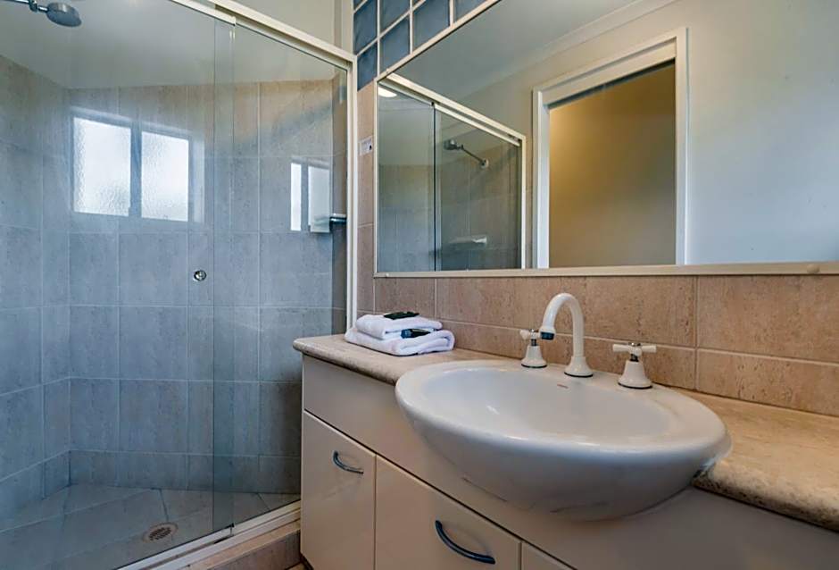 Mirra Chana Beachfront Apartments Mooloolaba