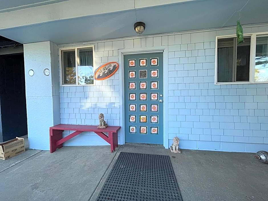 Bayshore RV Park & Guest Suites