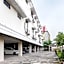 RedDoorz near Palembang Trade Center 3
