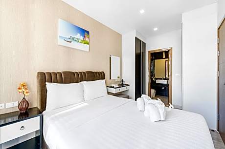2 Bedroom Suite with Garden View