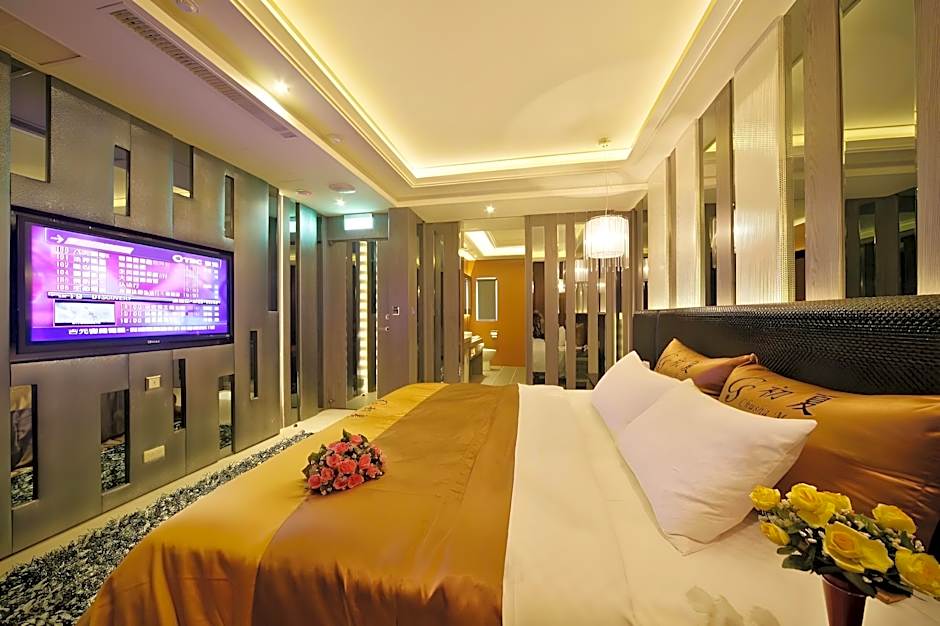 Yuan Motel