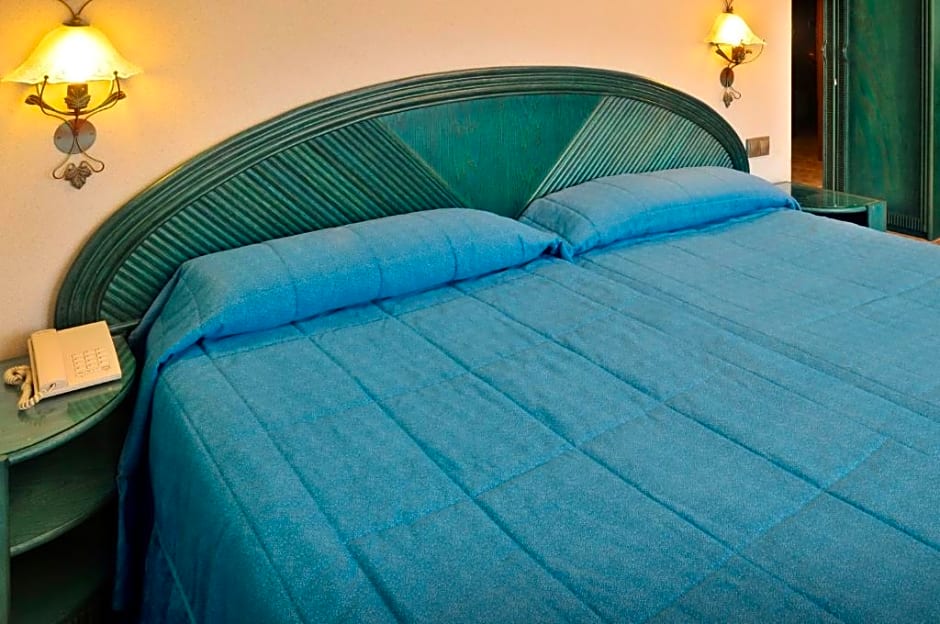 Photo 1 of 1 of Standard Suite