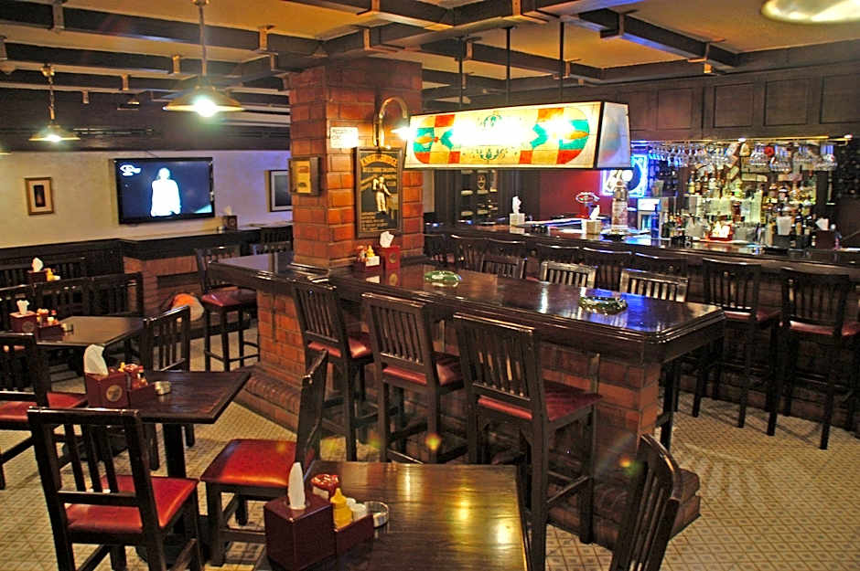 Comfort Hotel Suites