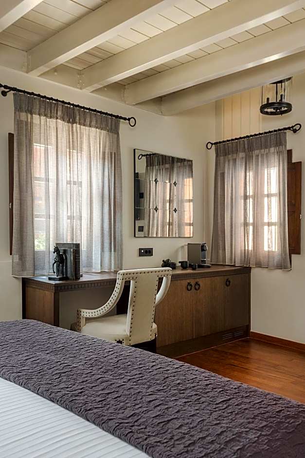 Stoes Boutique Hotel