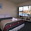 Lakeside Motel