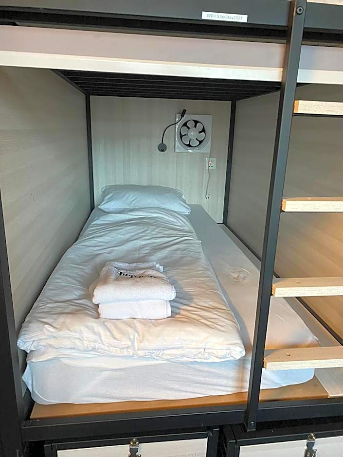 Capsule Hostel by StayStay