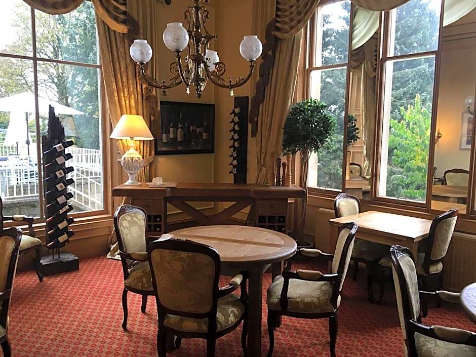 Mansfield House Hotel
