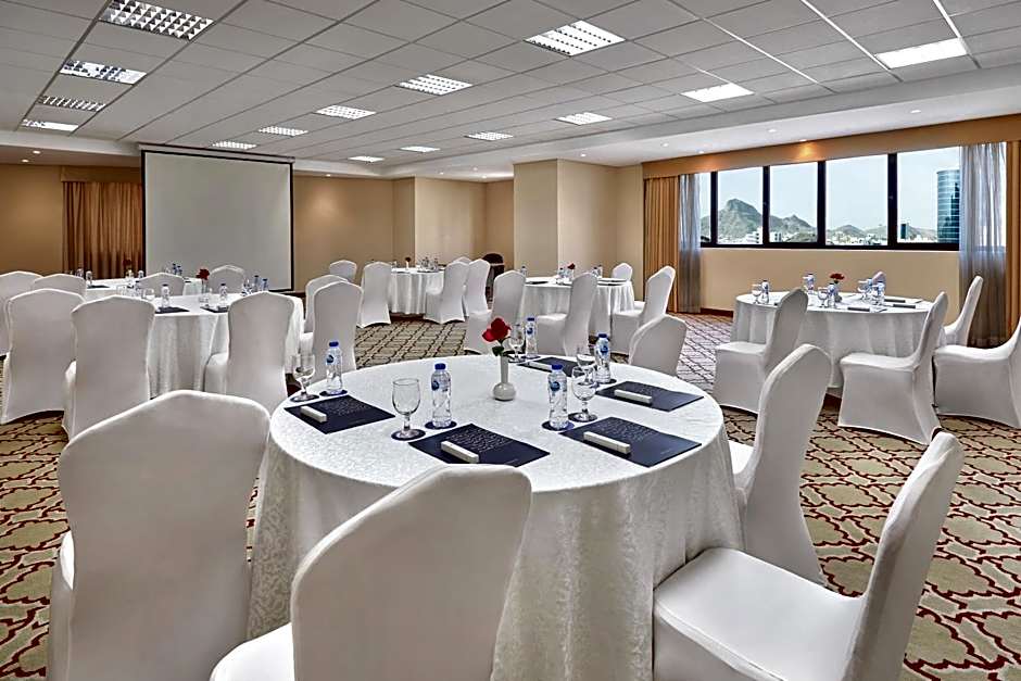 Makarem Al Bait Al Azizia Hotel