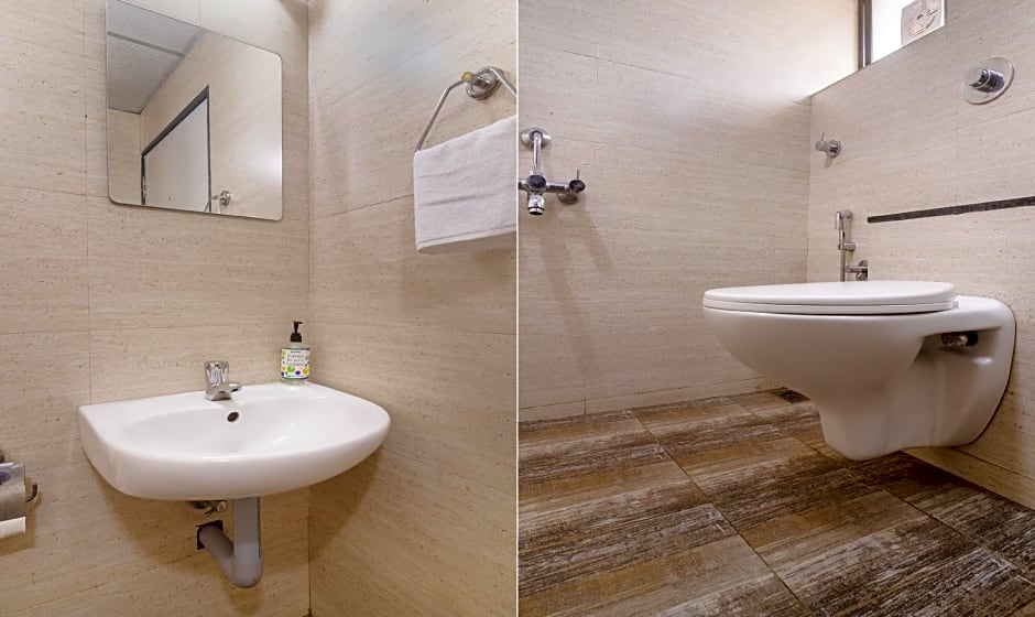 Treebo Elite Plaza, 700 Mtrs From Madikeri Fort