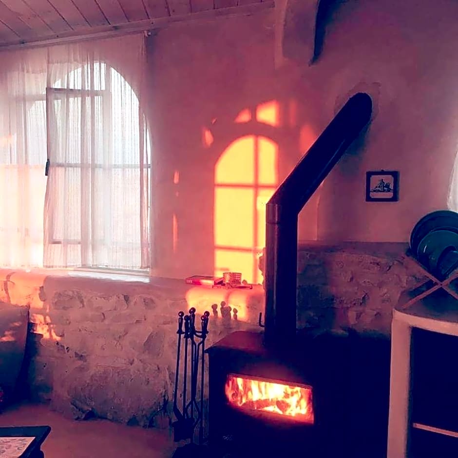 המצפה-אירוח מדברי בעזוז