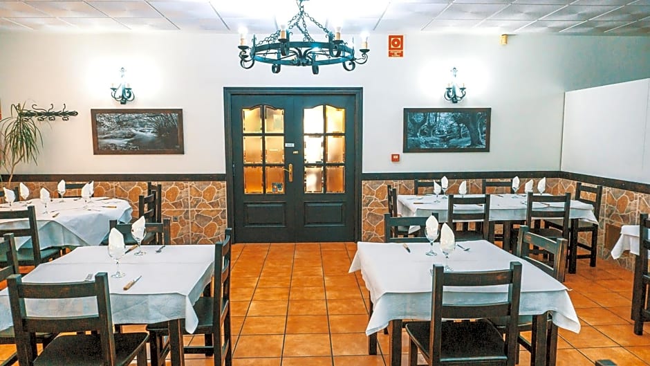 Hotel Restaurante Caracho