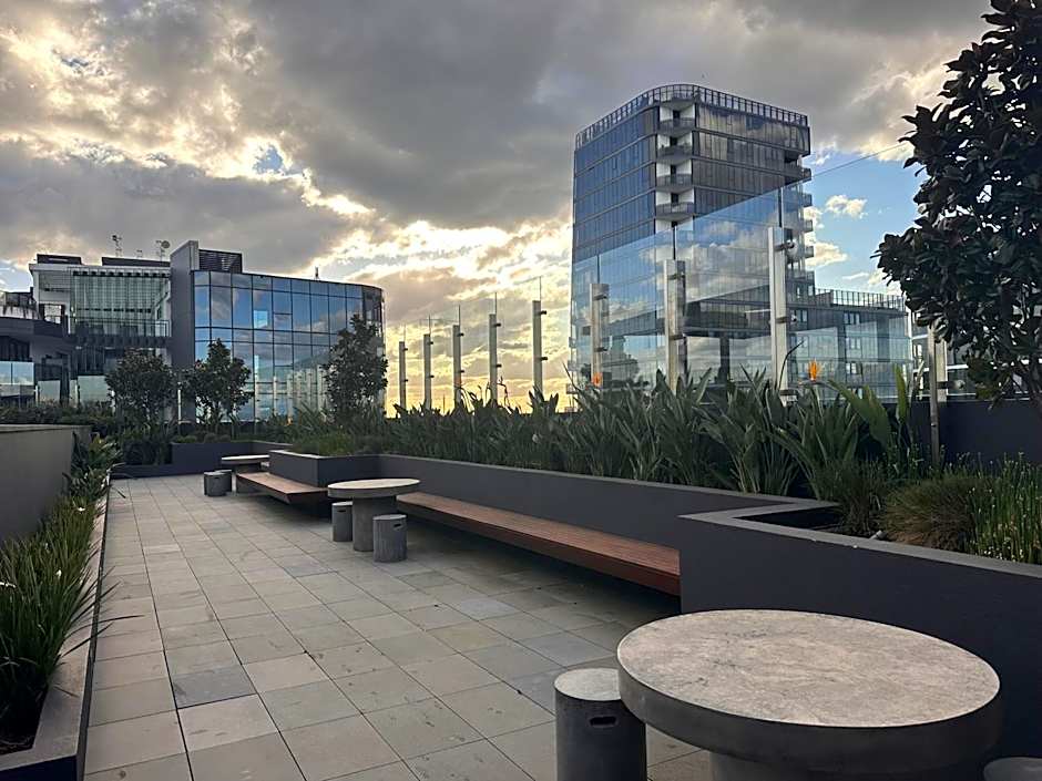 Skyview Retreat Whitehorse Tower