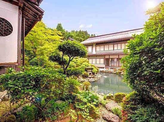Mitsugonin Temple