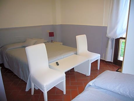 Triple Room with Private Bathroom