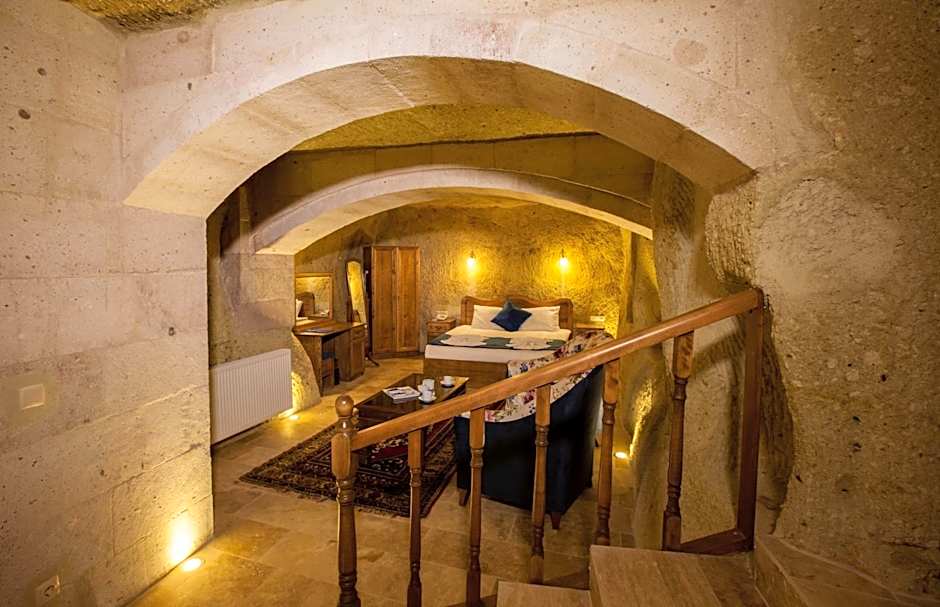 Photo 1 of 5 of Deluxe Family Suite
