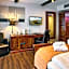 Riverside Hotel