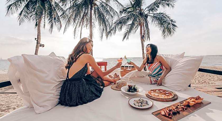 Pullman Pattaya Hotel G