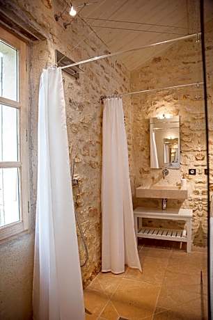Deluxe Double Room with Bath