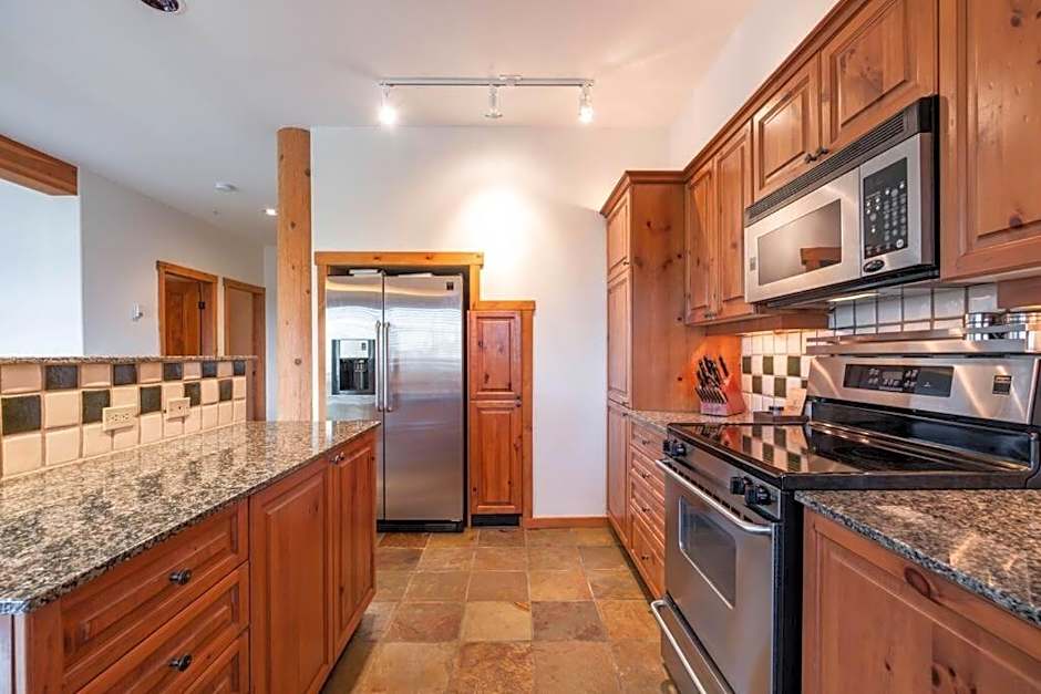 Taluswood Ridge by Outpost Whistler