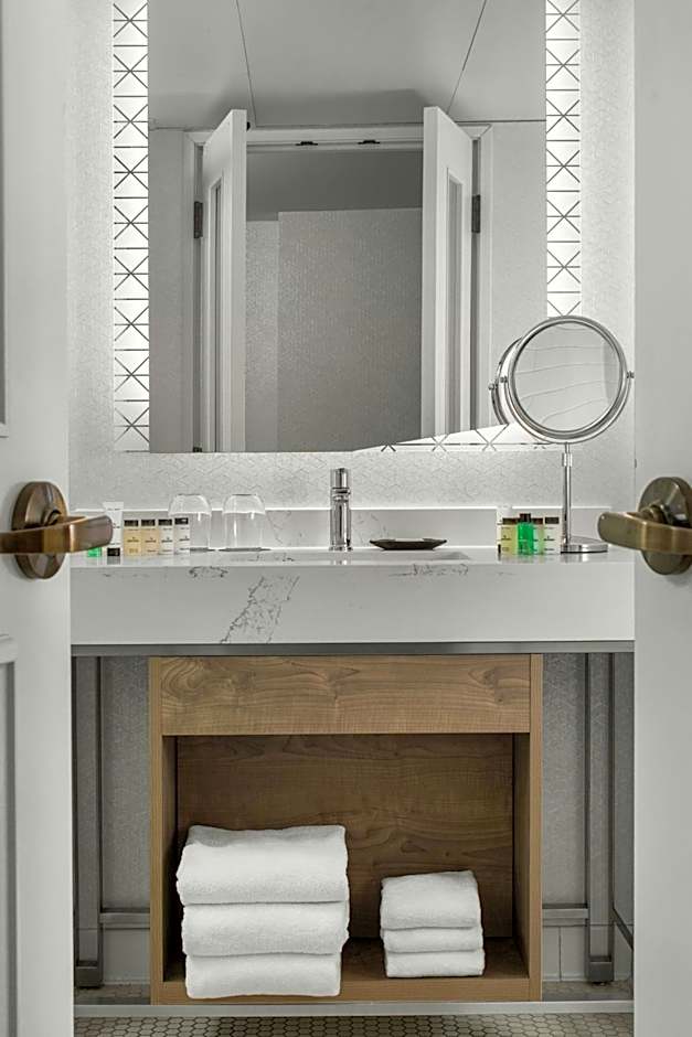 Sheraton Duluth Hotel