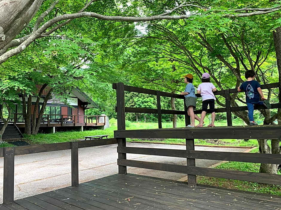 Tanigawa Valley Lodge & Coffee Roastery