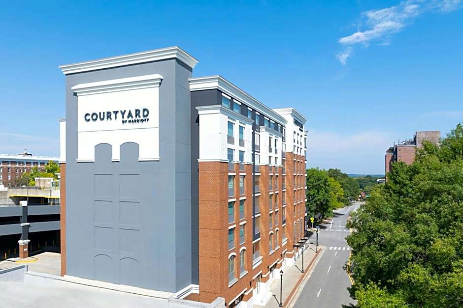 Courtyard by Marriott Athens Downtown