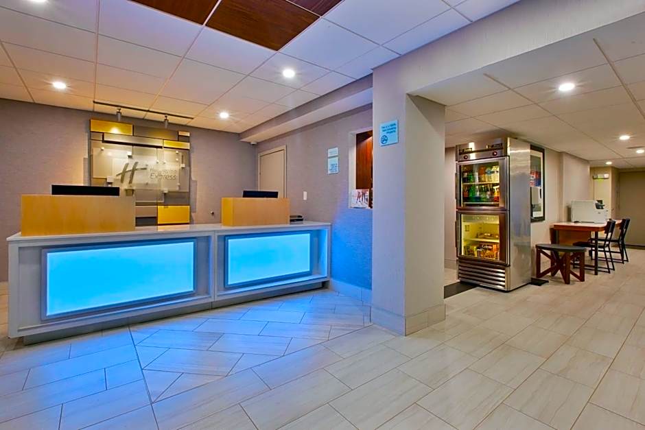 Holiday Inn Express Fairfax-Arlington Boulevard By IHG