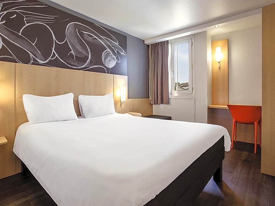 ibis Saint-Denis Stade Ouest