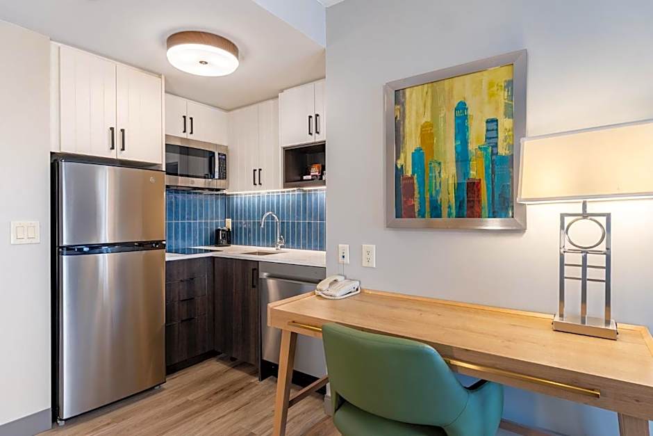 Staybridge Suites London By IHG