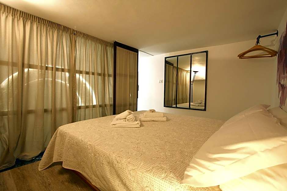 Monti Holiday House