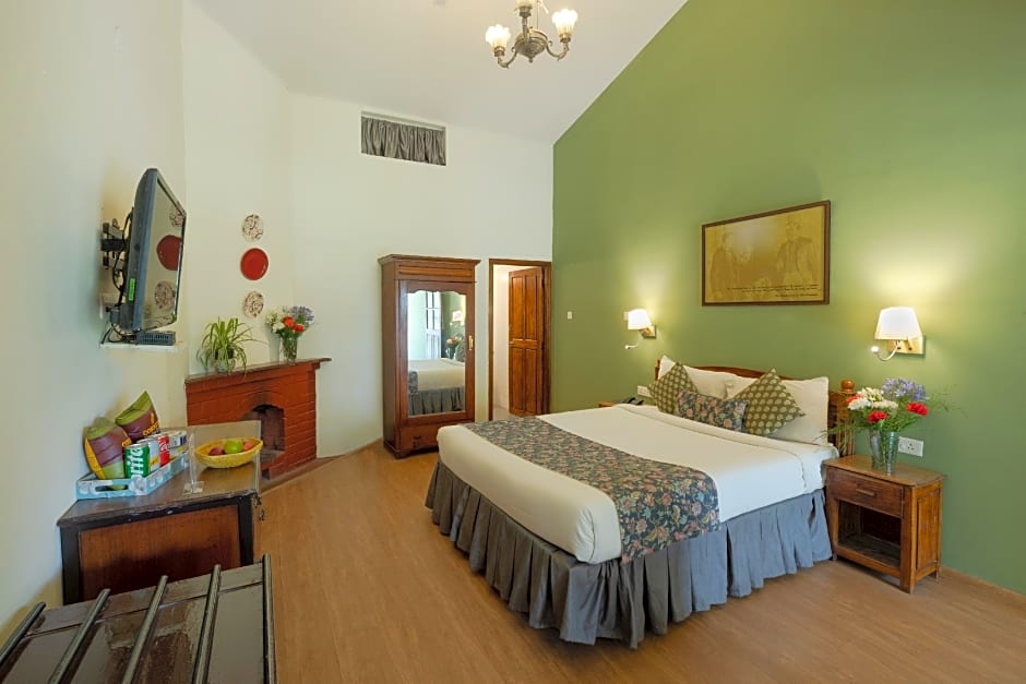 Sherlock Homes  A Heritage Theme Hotel