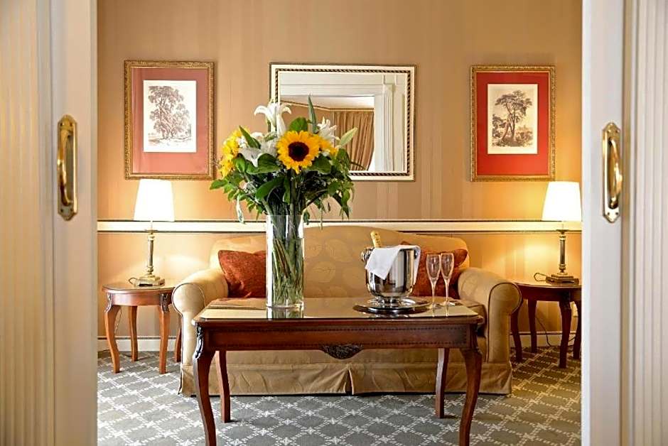 Carlton Lausanne Boutique Hôtel