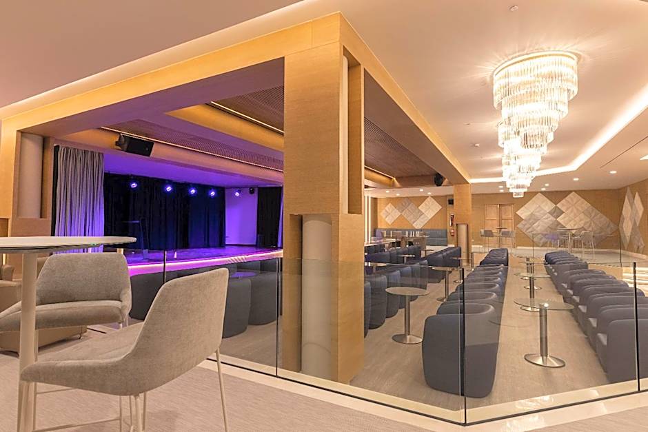 Hipotels Barrosa Palace & Spa