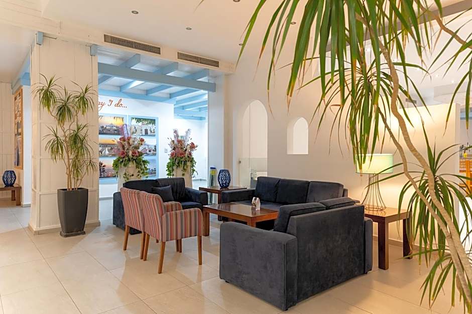 Kefalos Damon Hotel Apartments