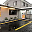 Allan Cunningham Motel