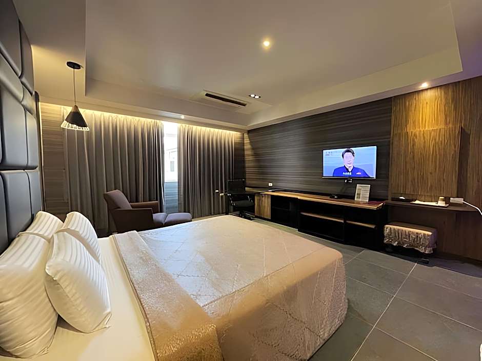 King & Princess Motel Ii