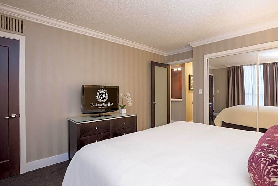 La Grande Residence at the Sutton Place Hotel