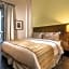 Decanter Hotel