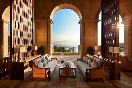 Hilton Yuxi Fuxian Lake Resort