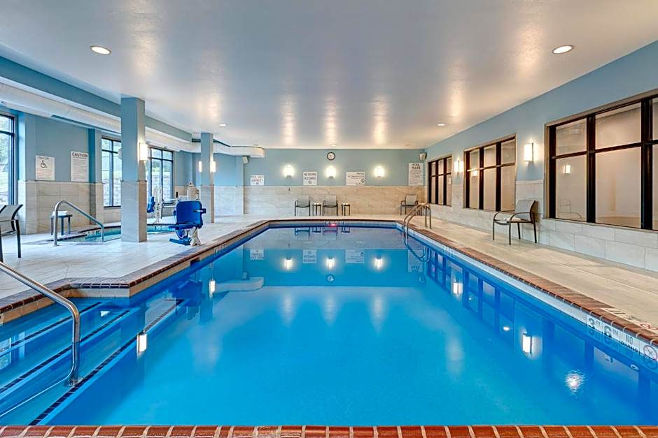 Holiday Inn Express Hotel and Suites Valparaiso By IHG