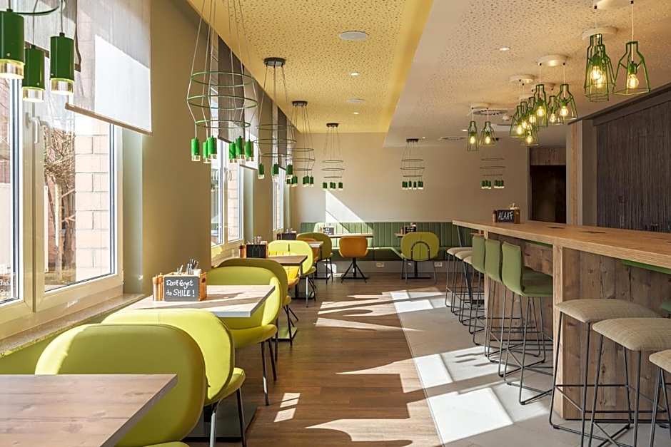 Holiday Inn - The Niu, Mill Cologne Mulheim By IHG