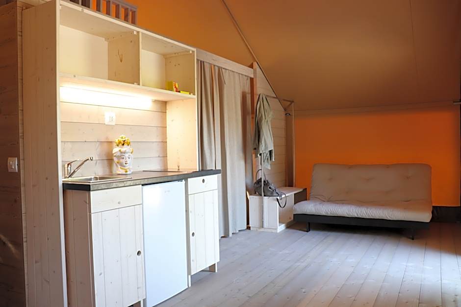 Photo 1 of 7 of Glamping