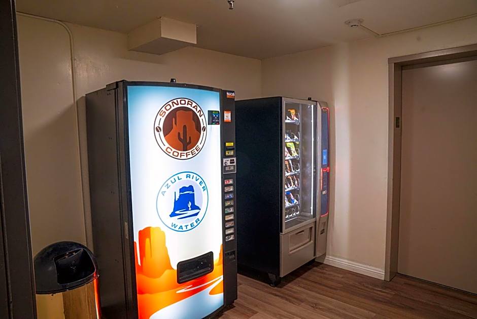 Super 8 by Wyndham Yuma