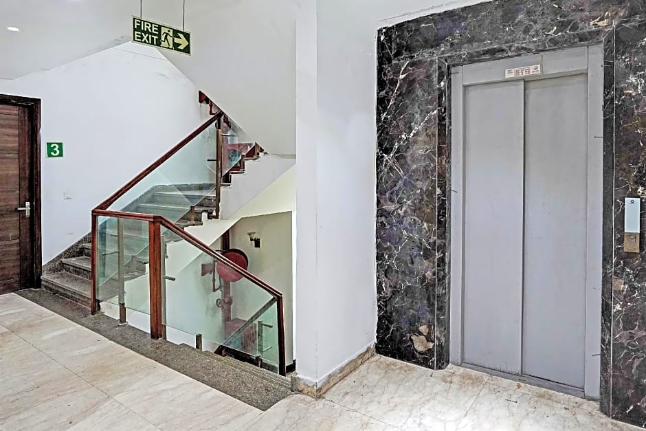 Townhouse Hotel Lotus Palace